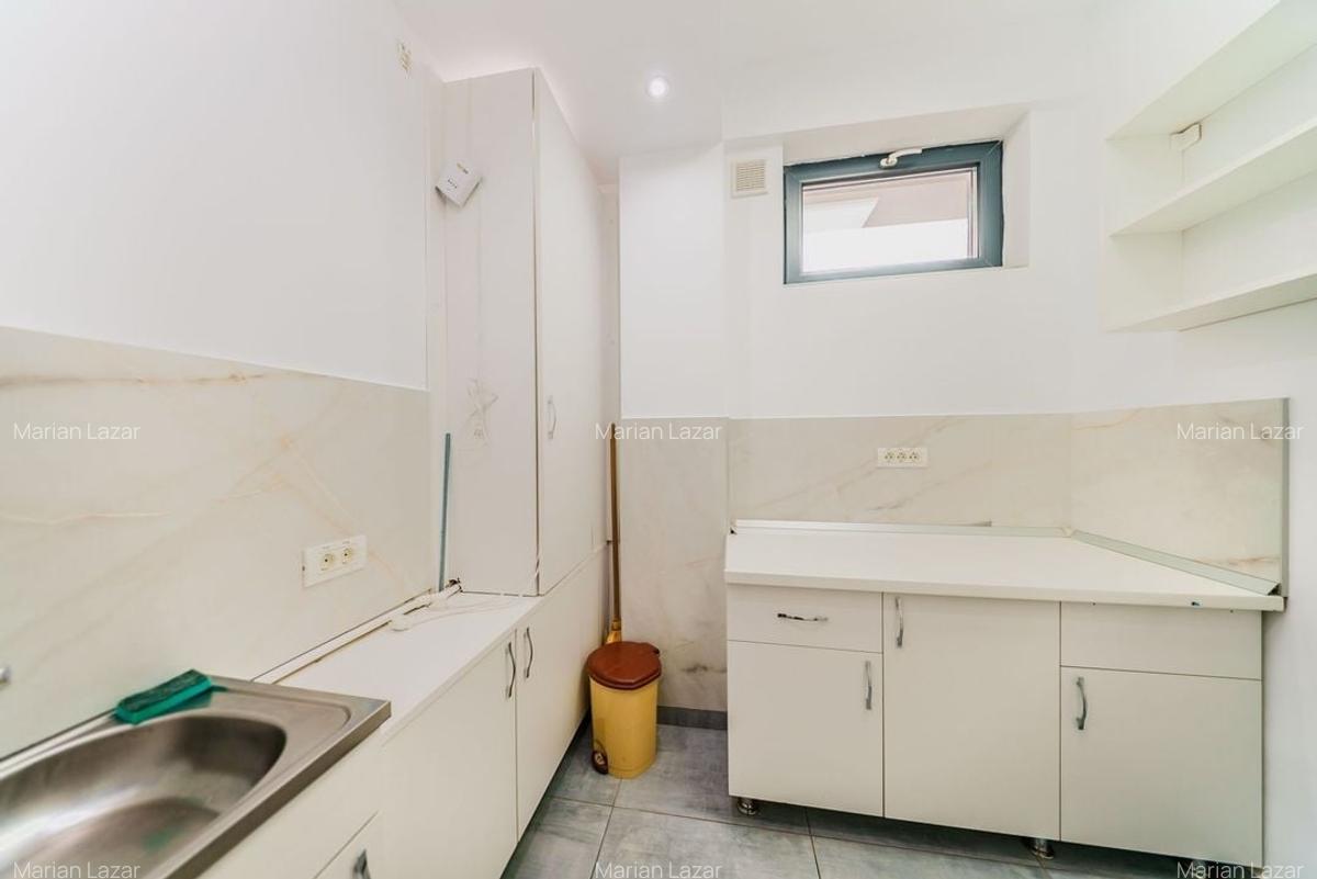 Spațiu comercial de închiriat- Demisol + Parter, zonă Intim - 27