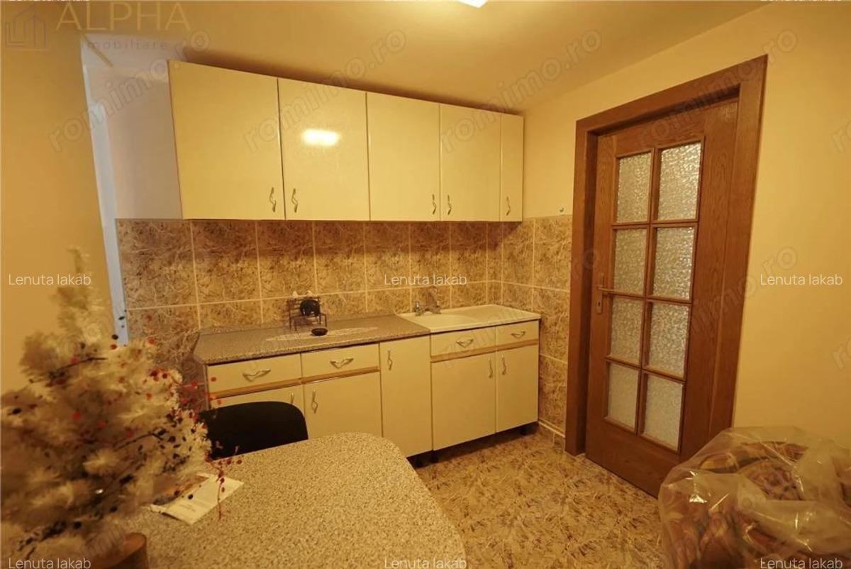 Vila eleganta cu piscina, teren generos si finisaje de calitate - 14