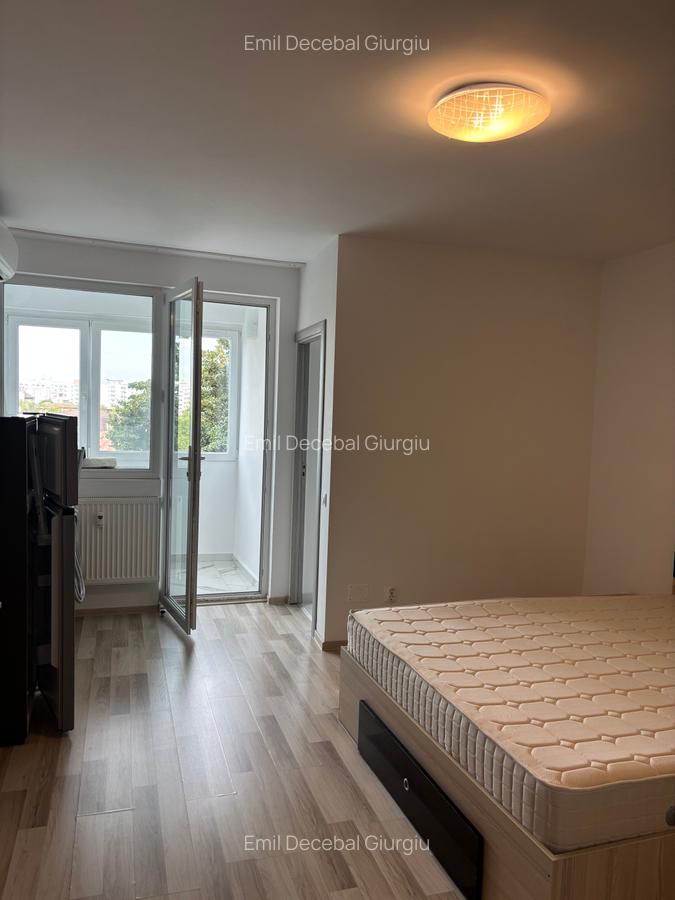 Garsoniera superba ,renovata integral,mobilata si utilata complet,totul nou,et 5 - 10
