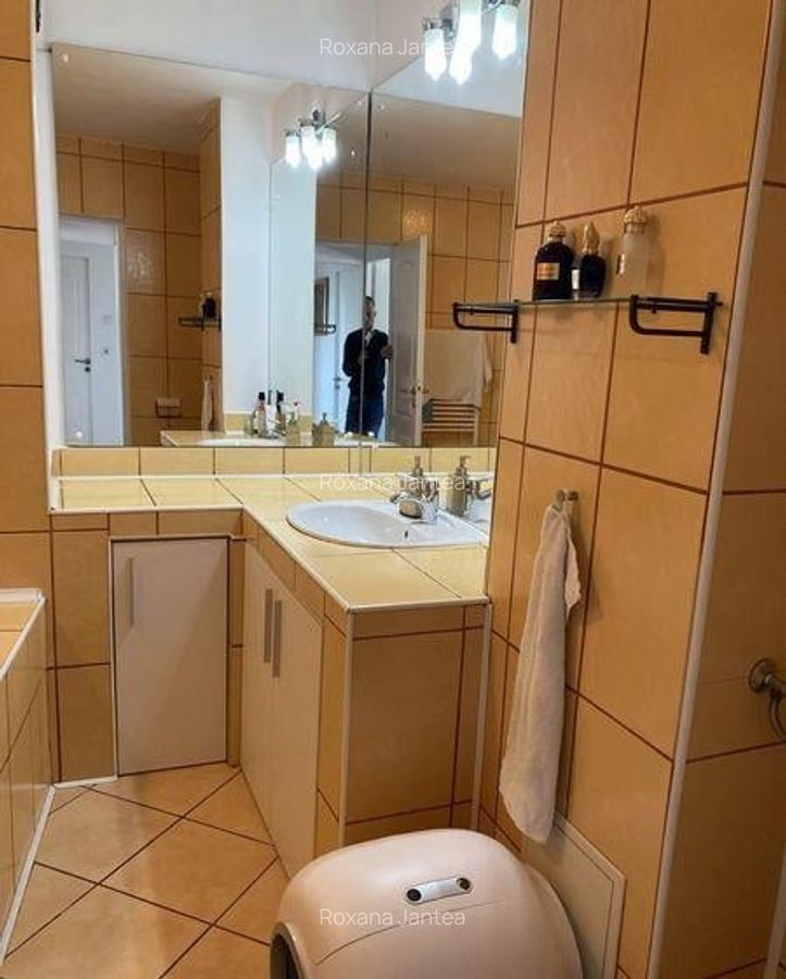 Apartament cu 3 camere decomandat, mobilat în Răcădău - 8