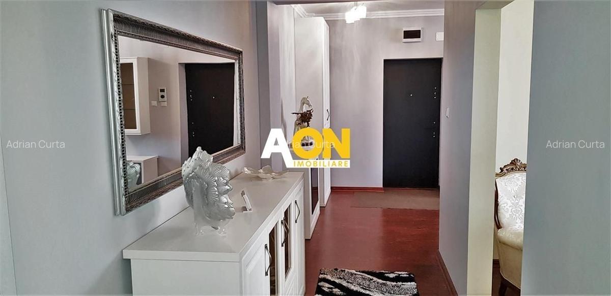 Apartament 2 camere, ultracentral, etaj 1, bloc nou - 9