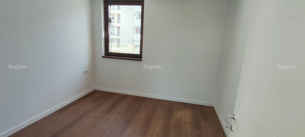 Apartament cu 3 camere nedecomandat în Titan - 6