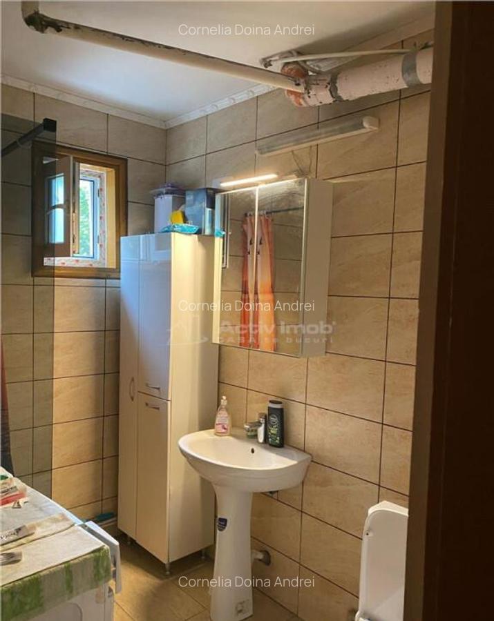 Casa cu etaj, teren 357 mp , pretabila - clinica, birouri, l - 5