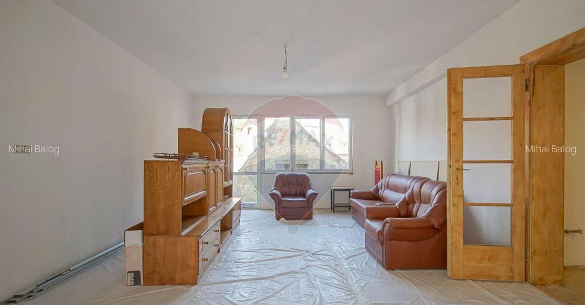 Apartament cu 3 camere de vanzare in zona Brasovul Vechi - 4