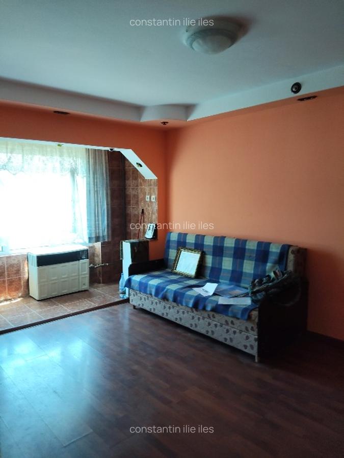 Garsonieră etaj unu - 5 Garsonieră etaj unu - 5