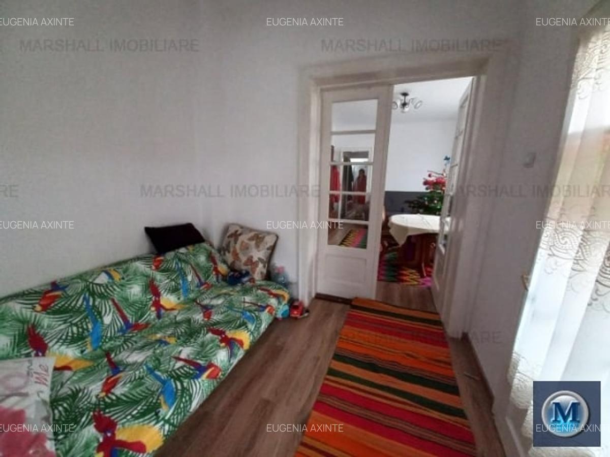 Casă cu 3 camere în Central - 8