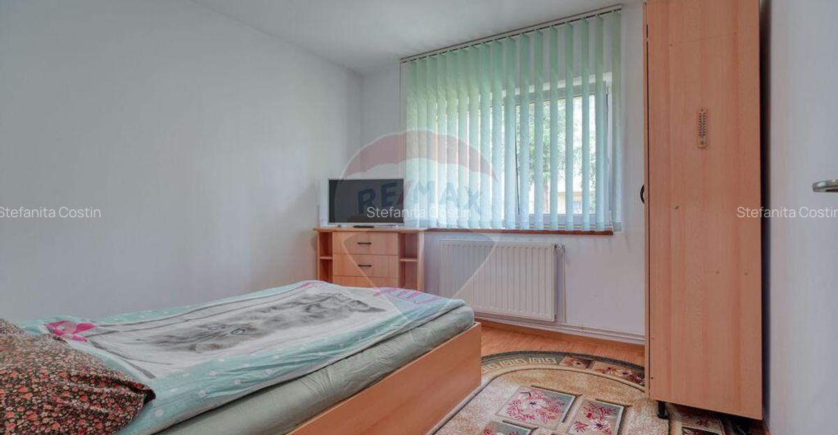 Apartament cu 3 camere de vanzare in zona Central - 9