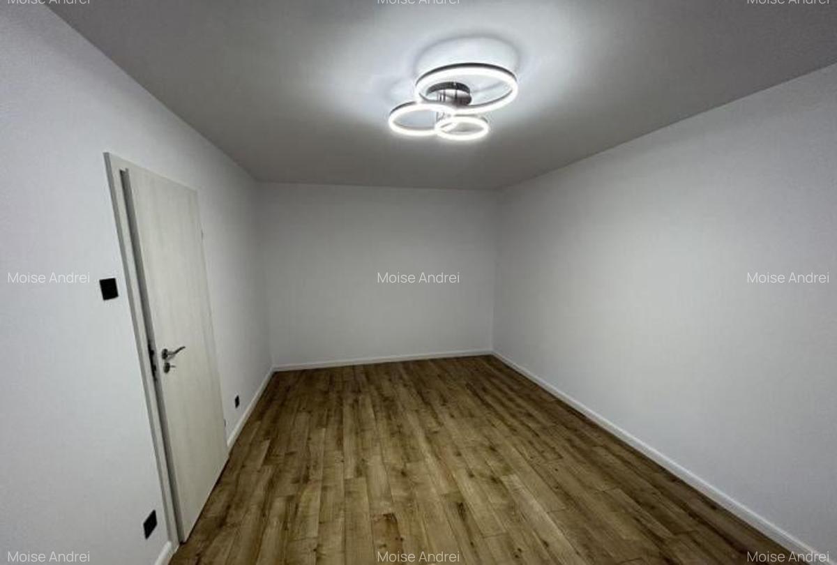 Apartament cu 2 camere decomandat în Teiul Doamnei - 3