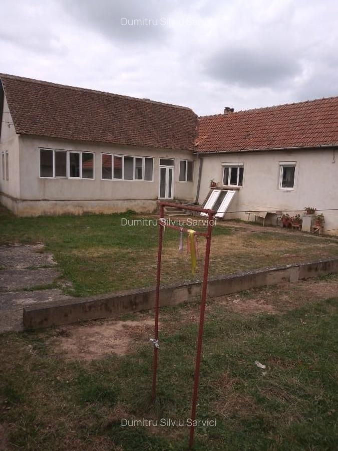 Vând casă mare. - 3