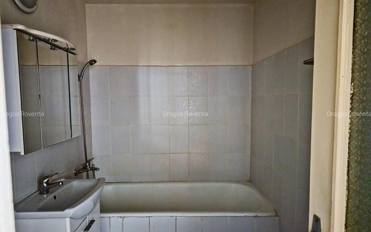 Complex - Str Darwin - 4 camere, decomandat,etaj 2, 89 mp... - 16