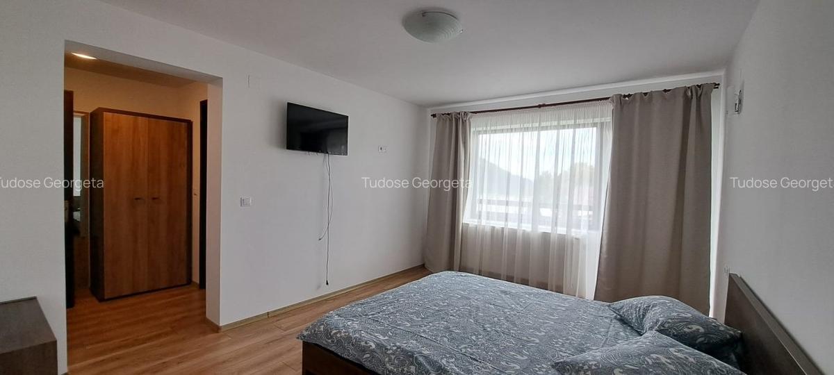 Pensiune - Moeciu de Jos - sat Simon - D+P+ 2 etaje+ M - 16