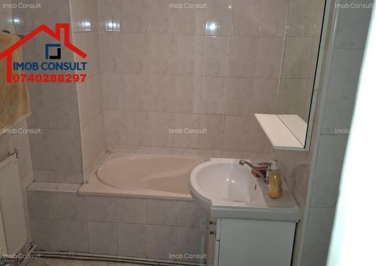 PARCUL CATEDRALEI , doua decomandate,lift NOU, cod CE 1038 - 4