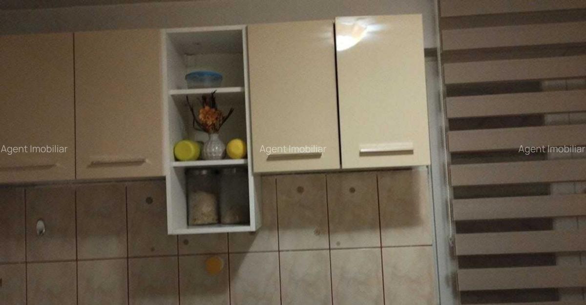 Vitan auchan etaj 3 - 8