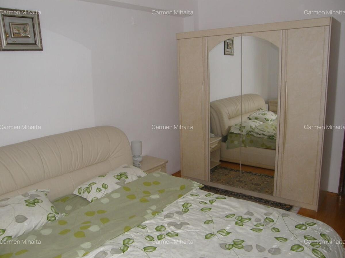 BANEASA, etaj de vila, 3 camere, mobilat si utilat, parcare. - 6