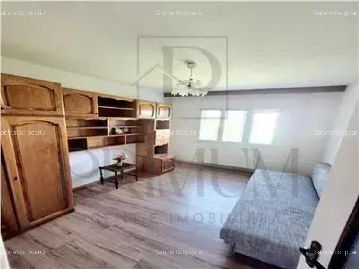 GIROCULUI - 3 Camere - ETAJ 3 - Centrala proprie - Boxa si Garaj - 3