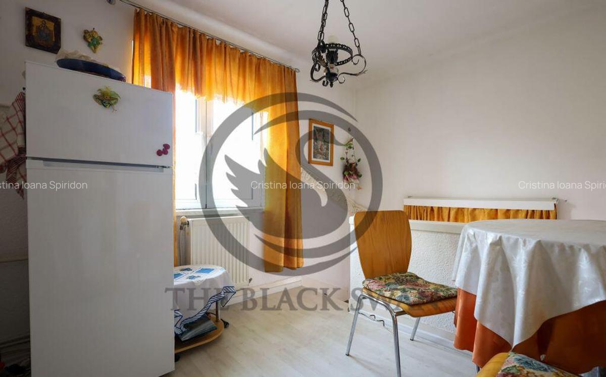 Casa de vanzare cu 4 camere | Zona Afi Palace, Ploie?ti ... - 9