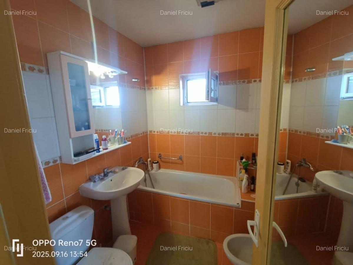 Casa de vanzare in Reghin zona centrala - 4