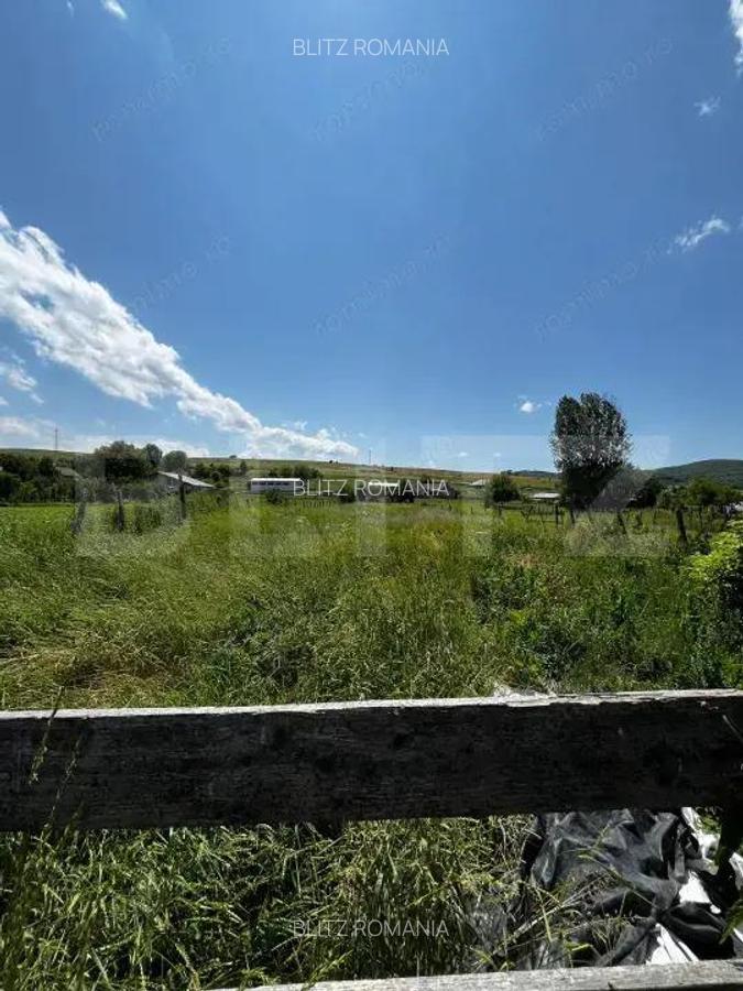 Casa de vanzare, 140 mp, 3300 mp teren, la 25 km de Bistrita - 1