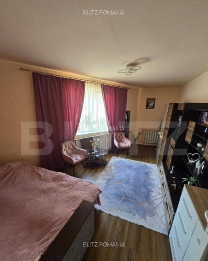 Casa cu 3 camere, 100 mp, zona centrala - 13
