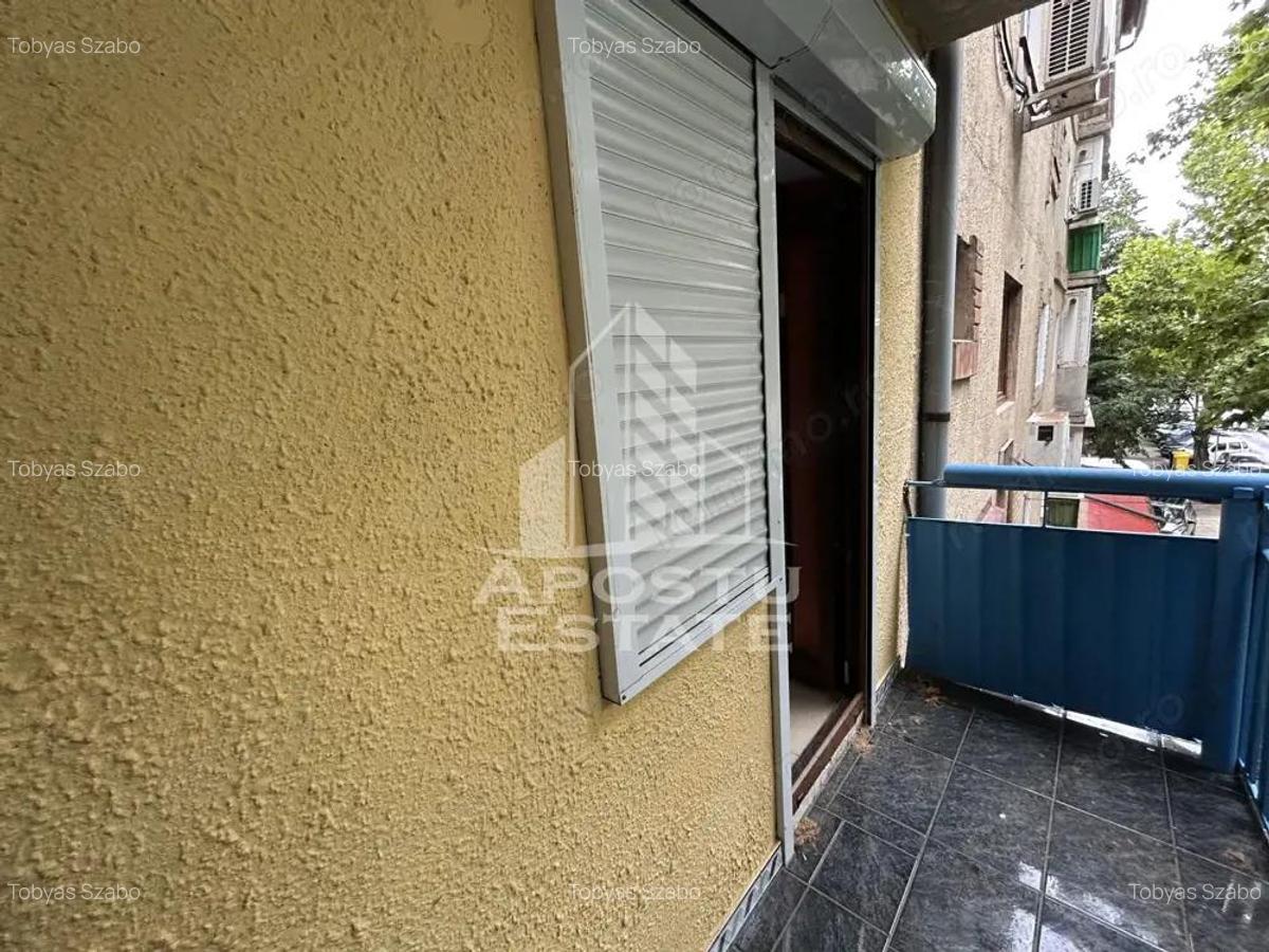 Apartament cu 3 camere, 2 balcoane, centrala proprie Spitalul Judetean - 10