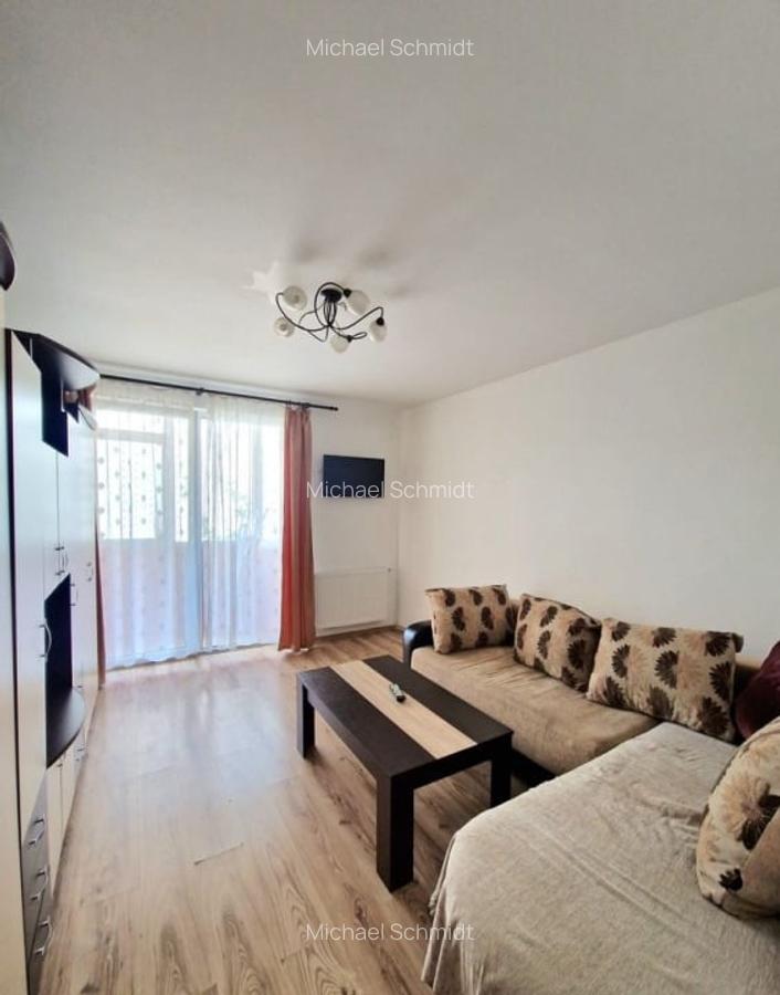Apartament cu 2 camere, 61mp, balcon, parcare, zona Porii - 3