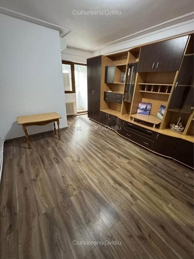 Garsoniera Baza3 etajul 3 din 4 - 2