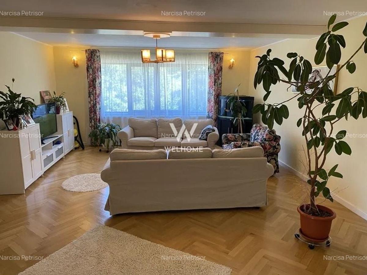 Casă spațioasă 210 mp, cu garaj și terasă - Cisnădie - 4