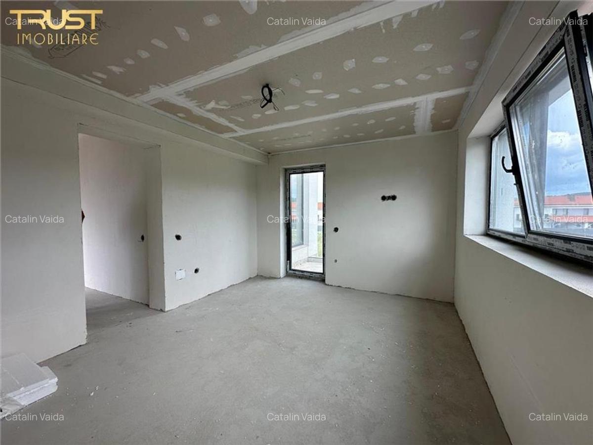 Casa individuala l 118 utili l 425mp curte l Semifinisata l Floresti - 12