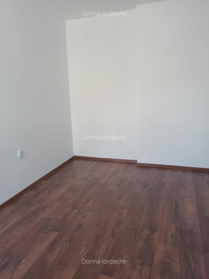 Apartament 3 camere cu centrala proprie nemobilat. - 2