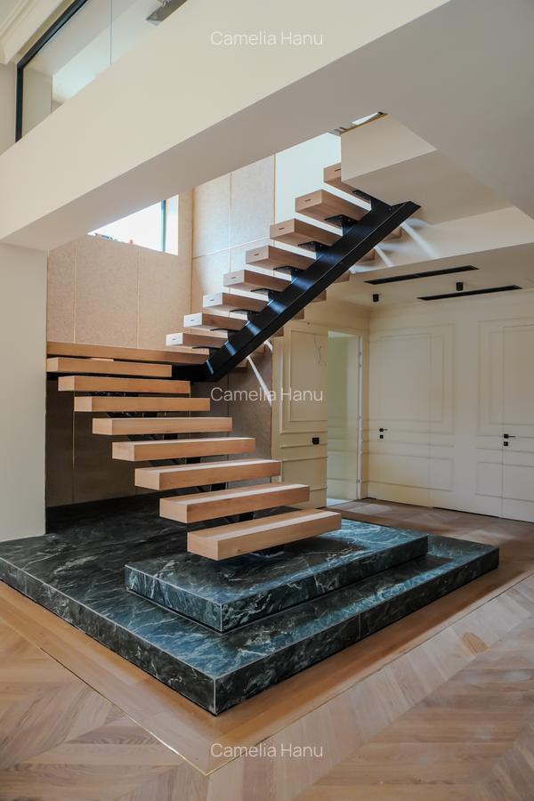 Vila moderna de vanzare 6 camere Pipera-Jolie Ville, complex inchis , nou - 27