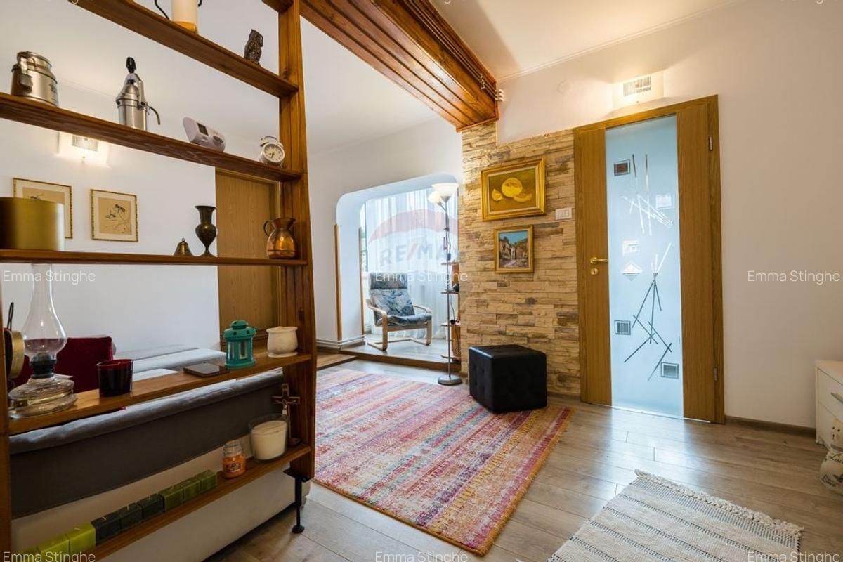 Apartament cu 4 camere, Predeal-zona Eroilor, mobilat complet - 1