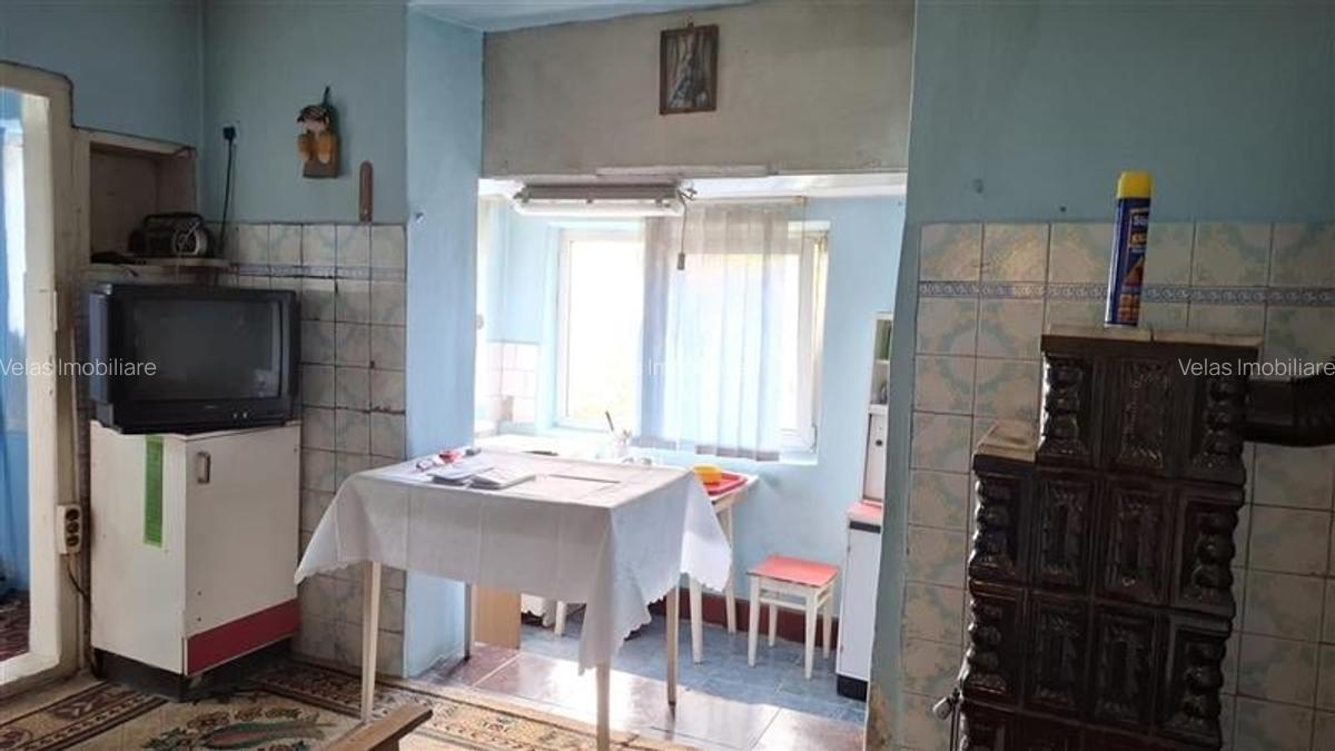 Casa Vanatori, P+ET, 904 mp teren, zona Primarie - 11