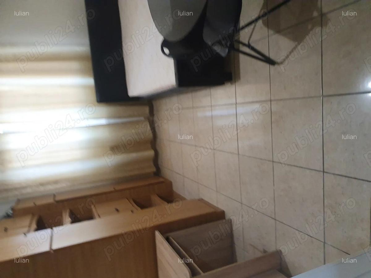 Proprietar,vind garsoniera mobilata si utilata - 3