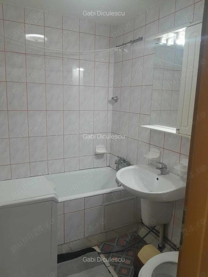 Inchiriez Garsoniera- Stefan cel Mare - bloc langa metrou - 3 Inchiriez Garsoniera- Stefan cel Mare - bloc langa metrou - 3