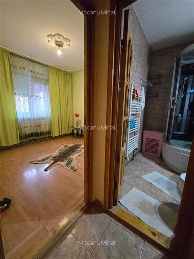 3 camere semidecomandat zona Mircea cel Batran - 4