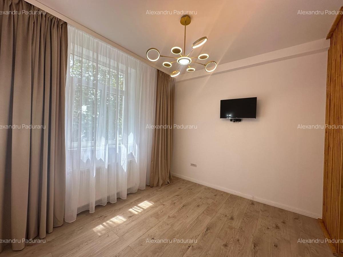 Garsonieră decomandată în Central - 5