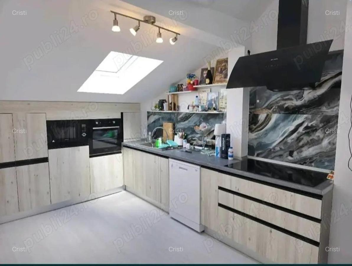 Vand casa in centru - 4 Vand casa in centru - 4