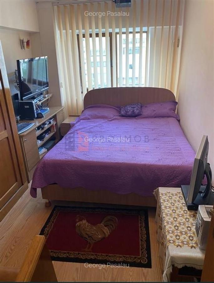 Apartament 4 camere cf 1 decomandat zona Centru - 4