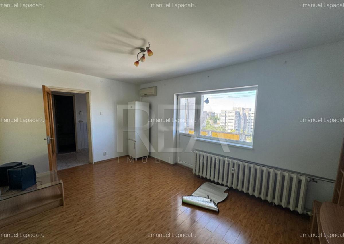 2cam decomandat |Str Pascani | bloc dupa cutremur | 5min met - 2