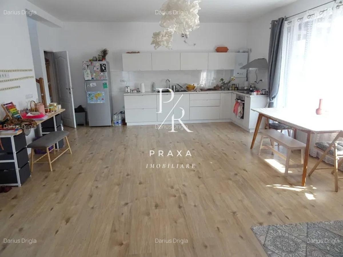 Casa 4 camere, 118 mp, teren 256 mp, 2 parcari, zona Crizantemelor! - 2