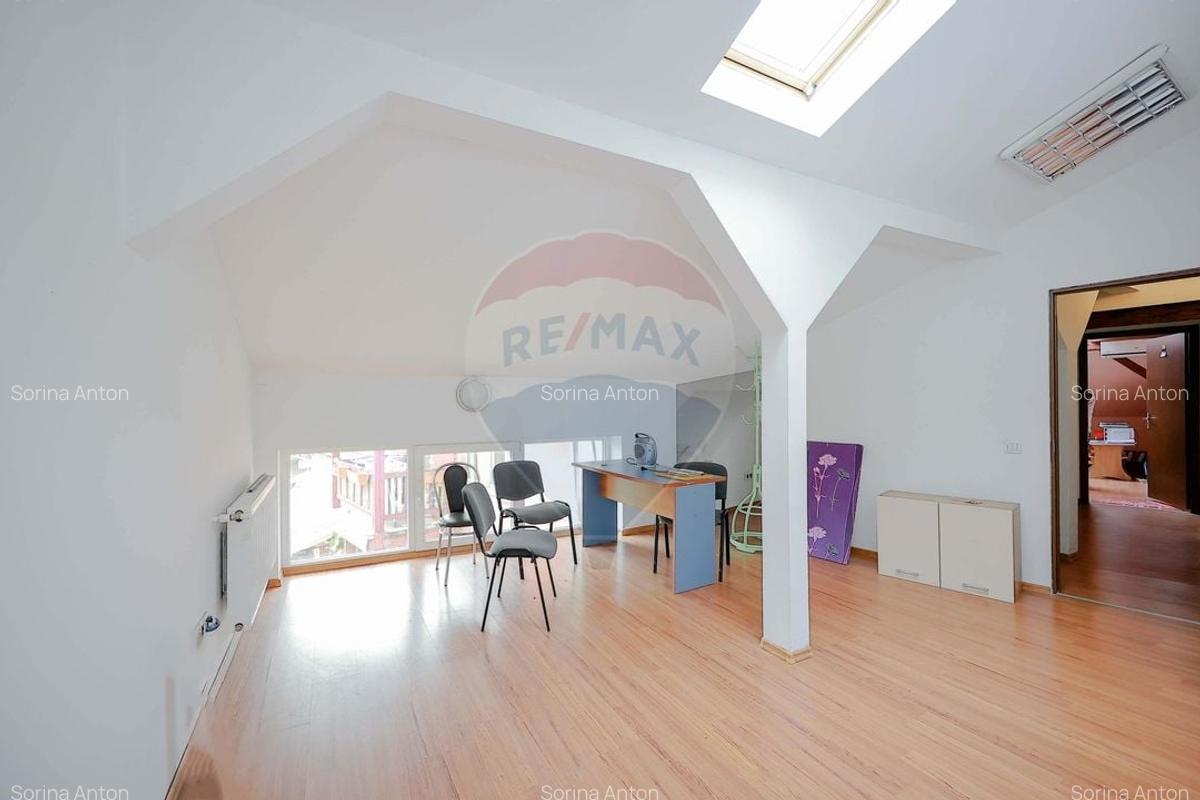 Apartament cu 7 camere decomandat, mobilat în Ultracentral - 7