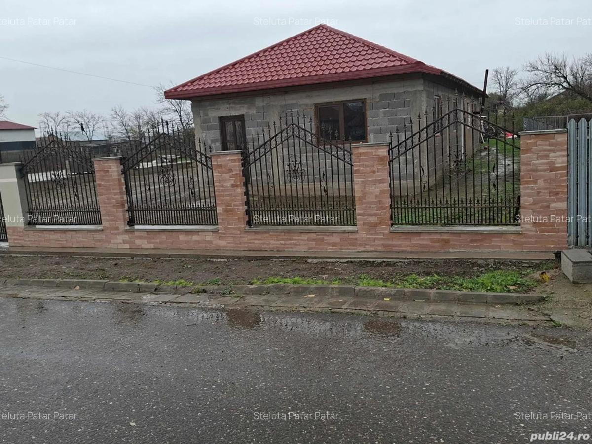 Vand casa in comuna ghergheasa - 2