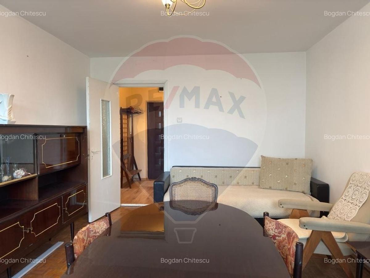 Apartament cu 2 camere de vanzare, strada Bucegi, zona Narcisa - 2