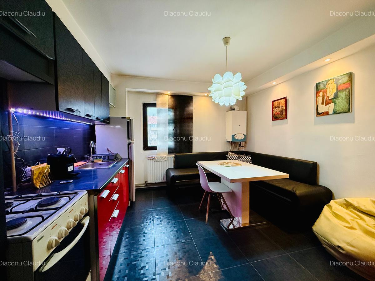 Apartament 2 camere decomandat - Centru - Arcu - mobilat și utilat - 9