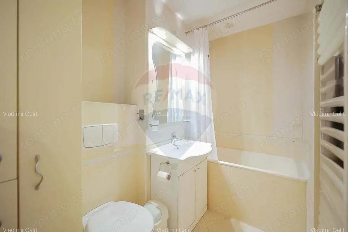 Apartament cu 2 camere de vanzare in zona Rogerius - Stefan Cel Mare - 8