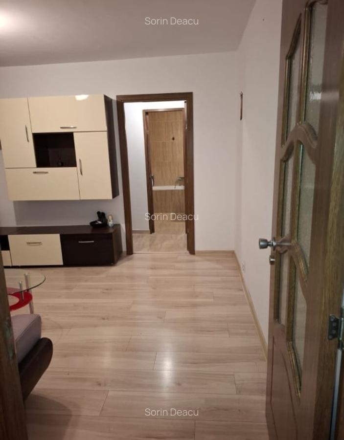 NĂVODARI | ETAJ 4 CU POD | CENTRAL | 2 CAMERE |  RENOVAT MOBILAT - 1