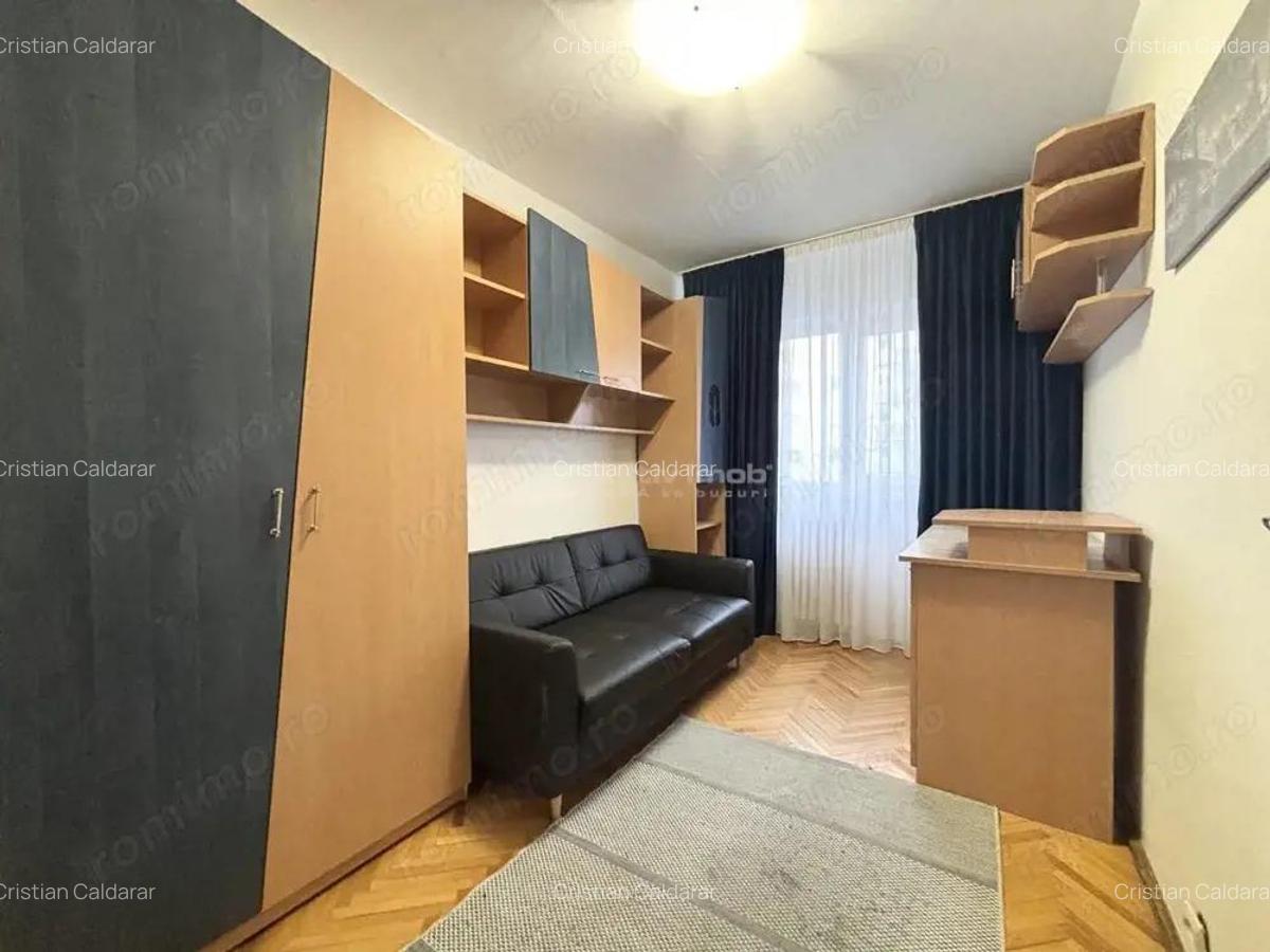 Apartament 3 camere, 65 mp, etaj 1, zona Sovata - Decebal - 5
