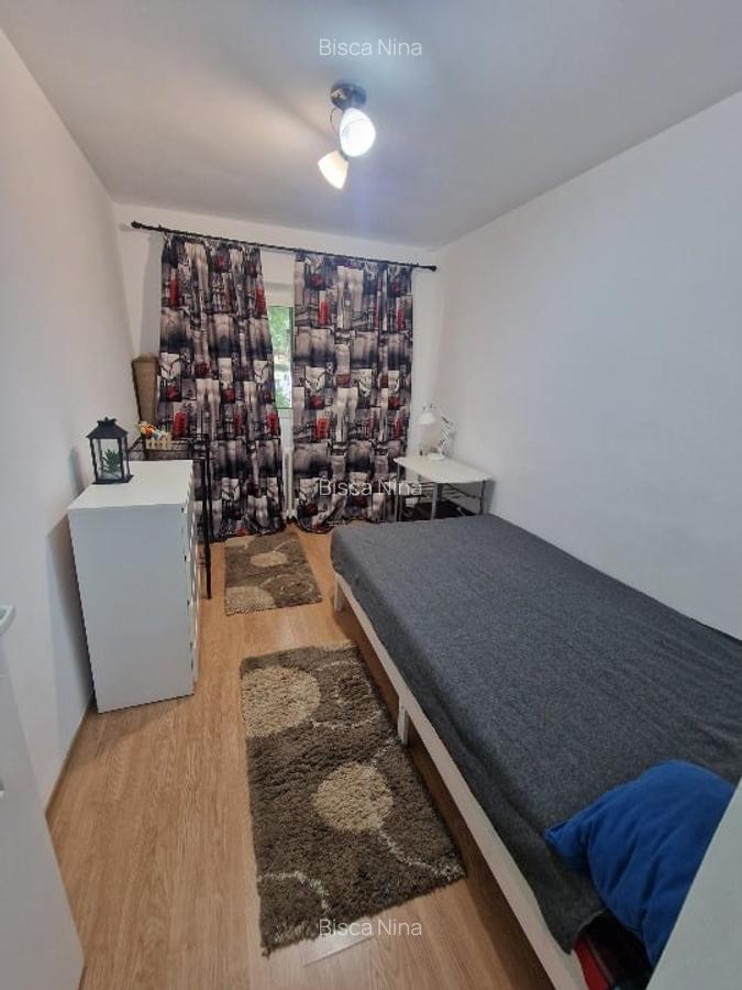 Închiriez apartament 3 camere decomandat, - 5