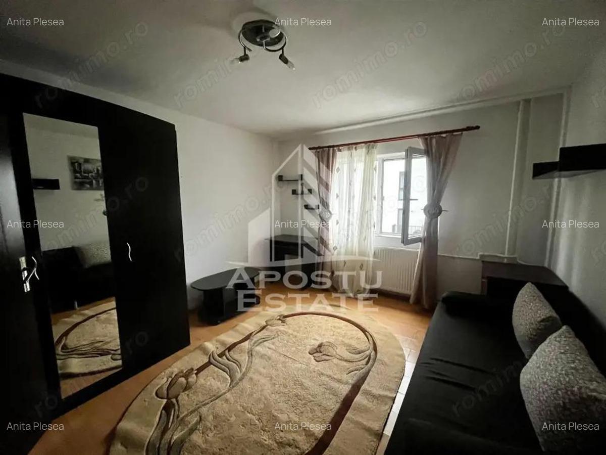 Garsoniera,etaj 3,zona Aradului - 2