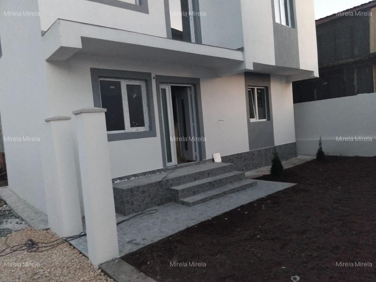 Vila Navodari zona Sud - 1